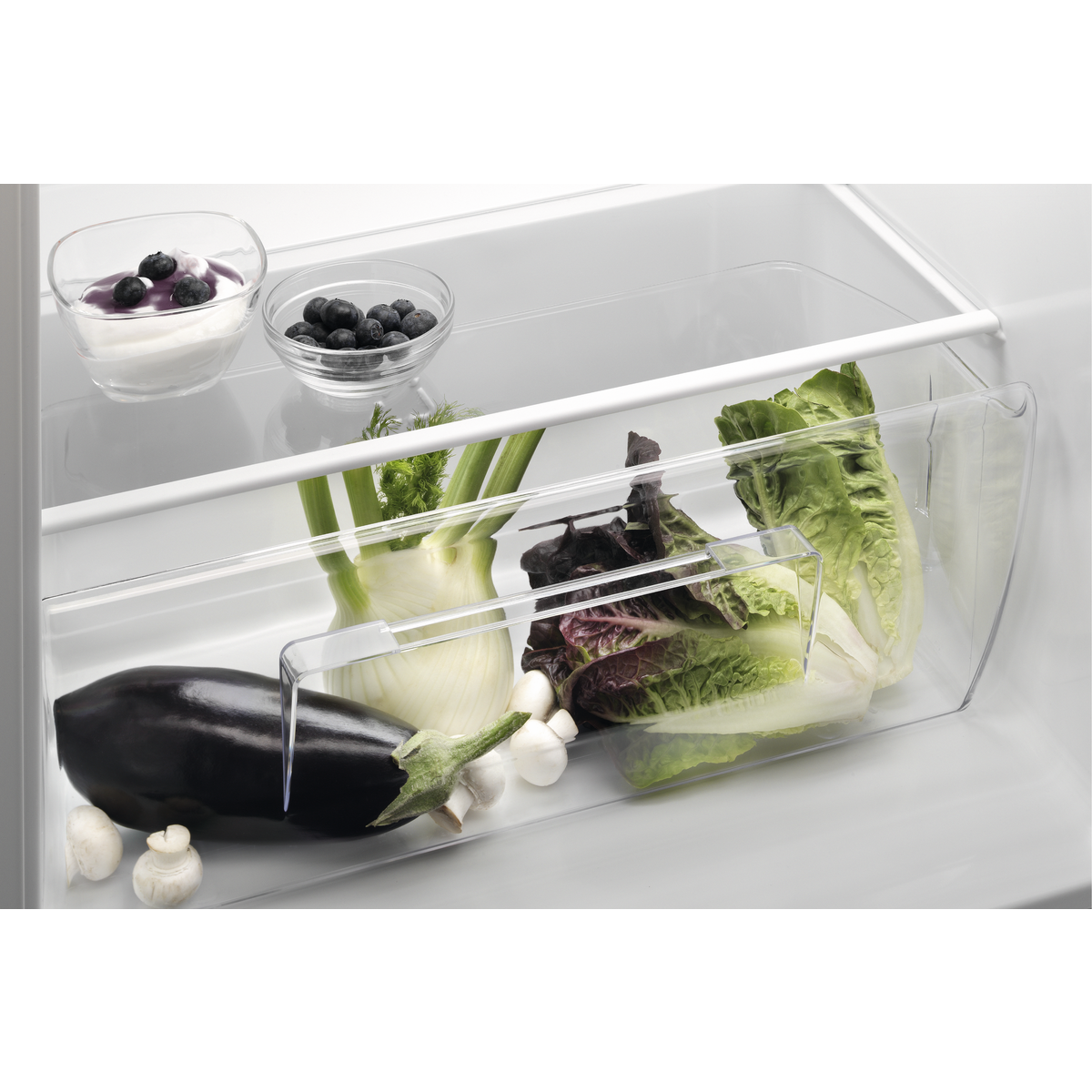 Electrolux - Montuojamas šaldytuvas - LRB3AE12S