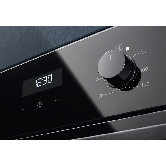 Electrolux - Orkaitė - EOF5C50BZ