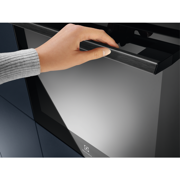 Electrolux - Orkaitė su pirolize - EOC6P77H