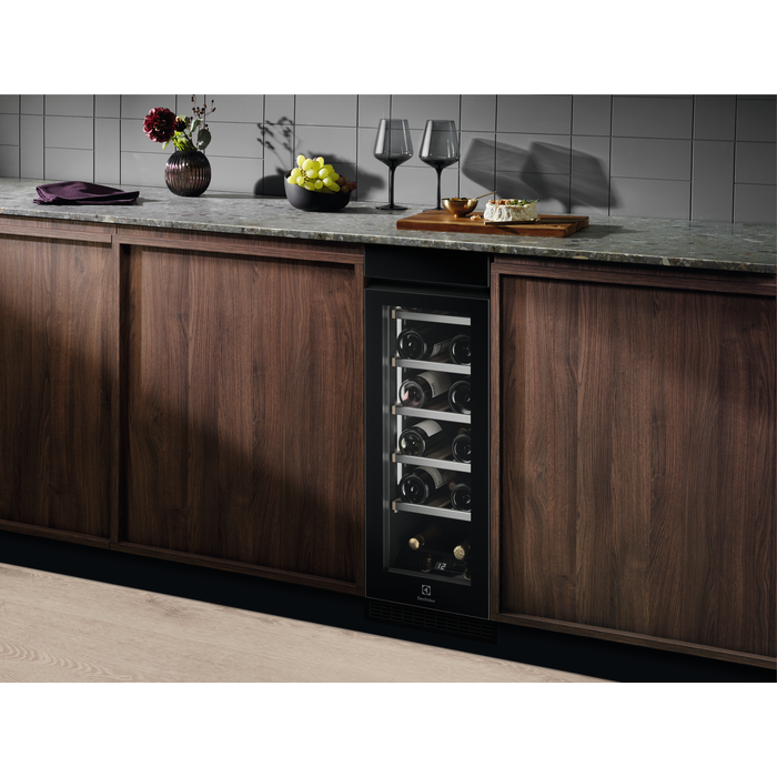 Electrolux - Mažas šaldytuvas - EWUS018B7B