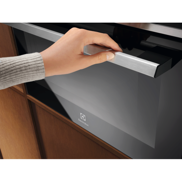 Electrolux - Montuojamos mikrobangų krosnelės - EVM8E09X