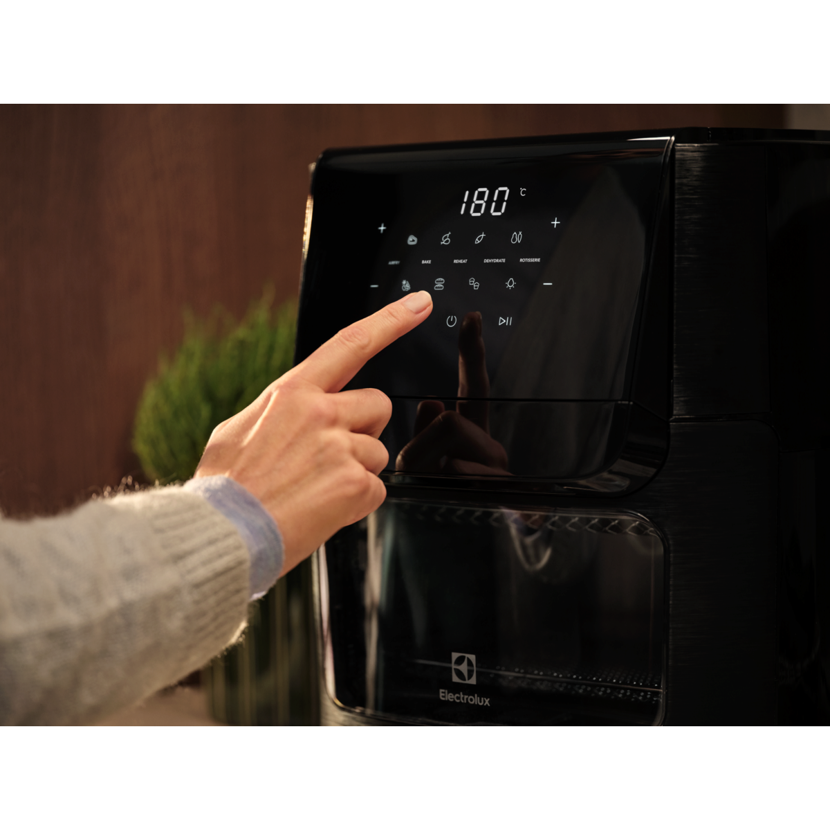 Electrolux - Karšto oro gruzdintuvės - EAF12B