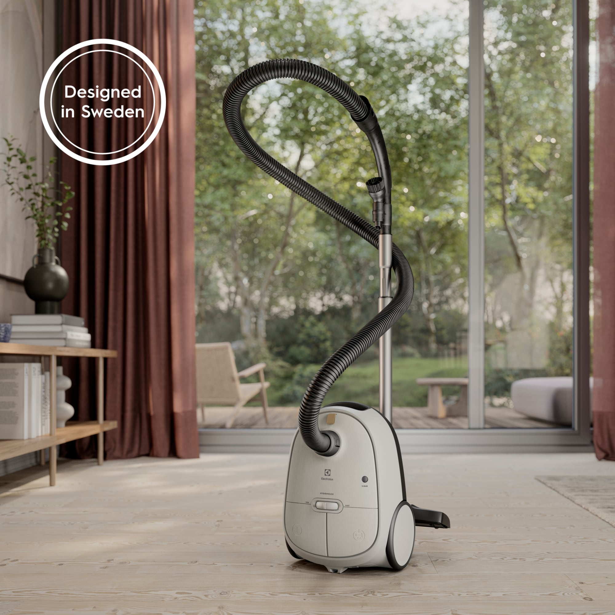 Electrolux - Dulkių siurblys - EB61H6SW