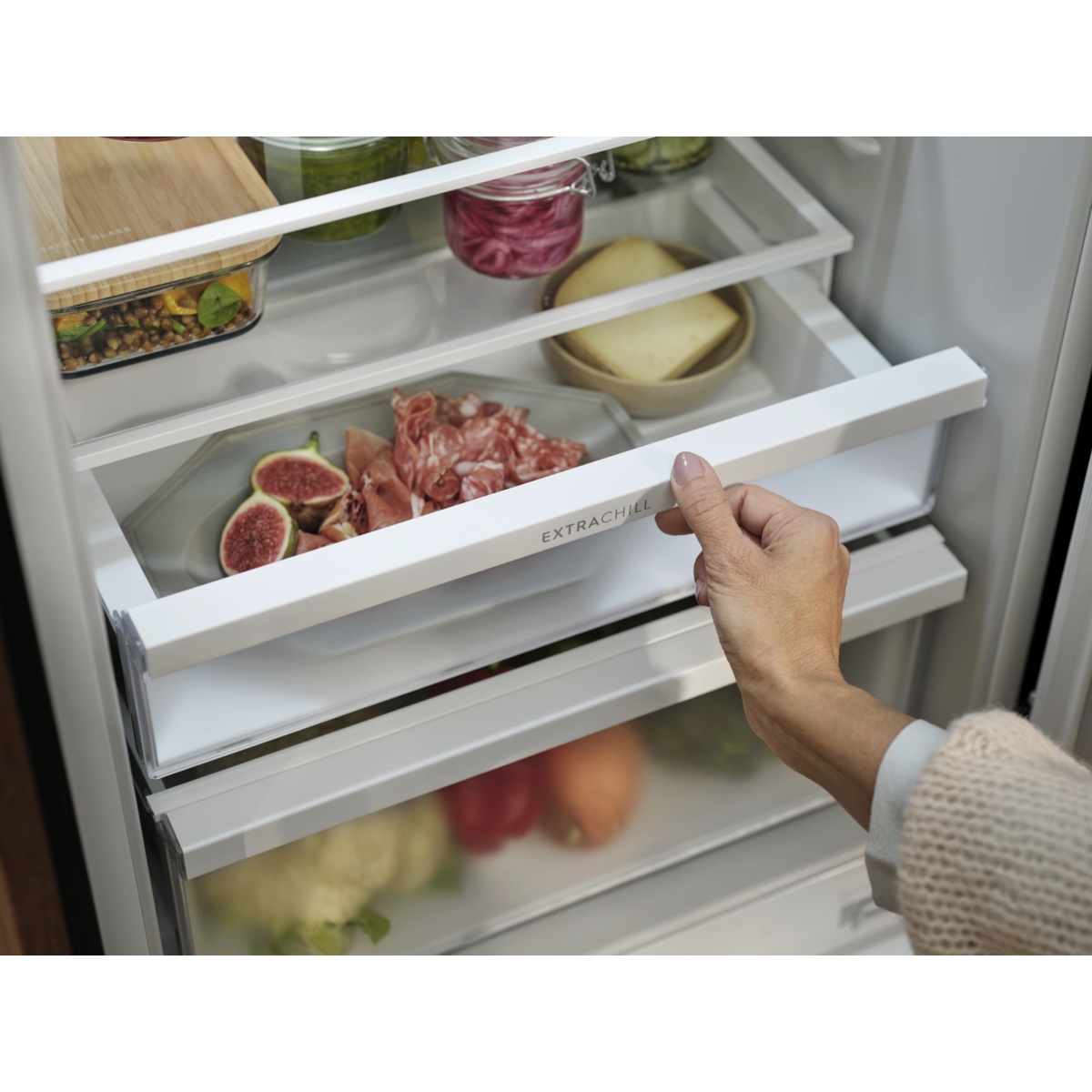 Electrolux - Montuojamas šaldytuvas su šaldikliu - ENTMUSP8S