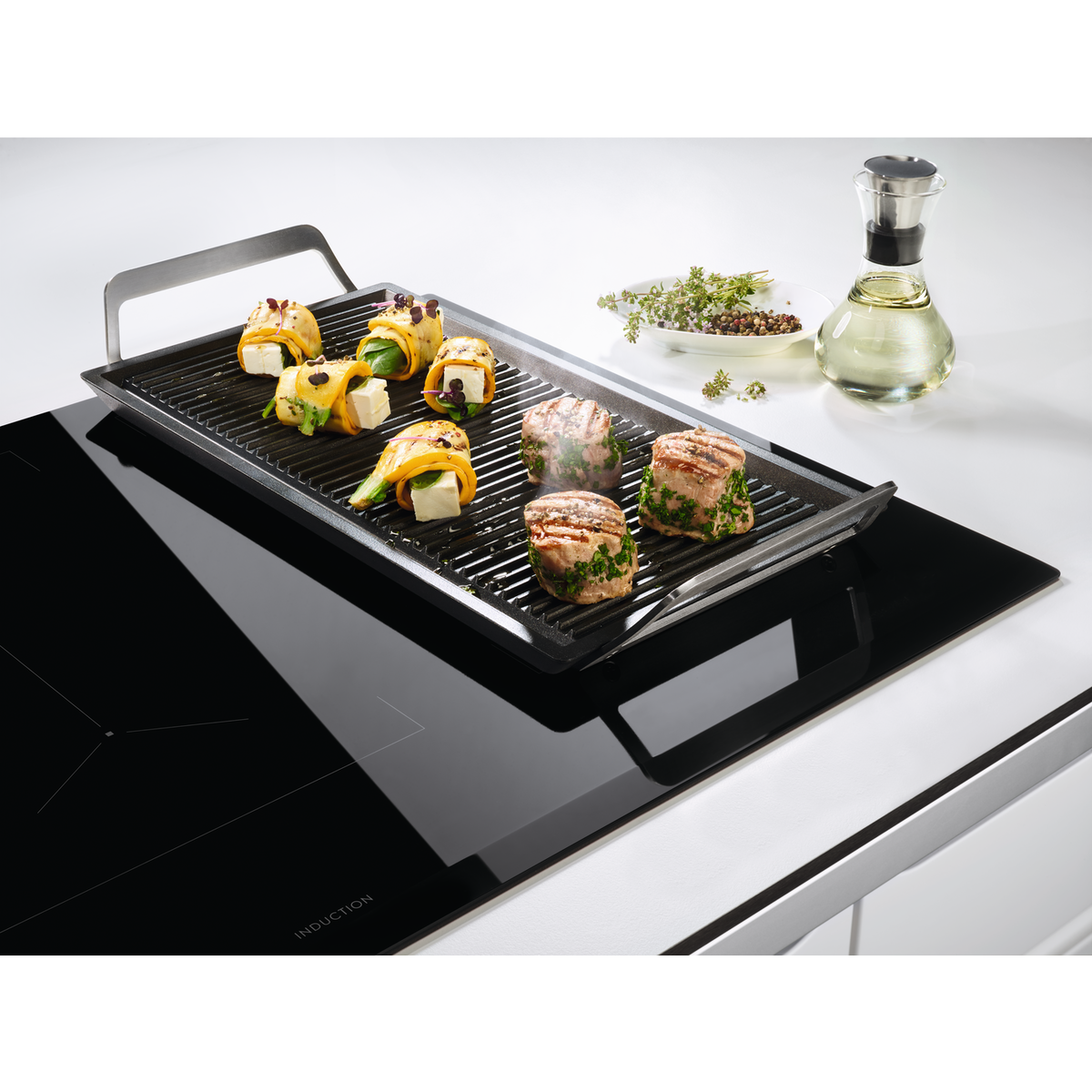 Electrolux - Grilis "Plancha" - E9HL33