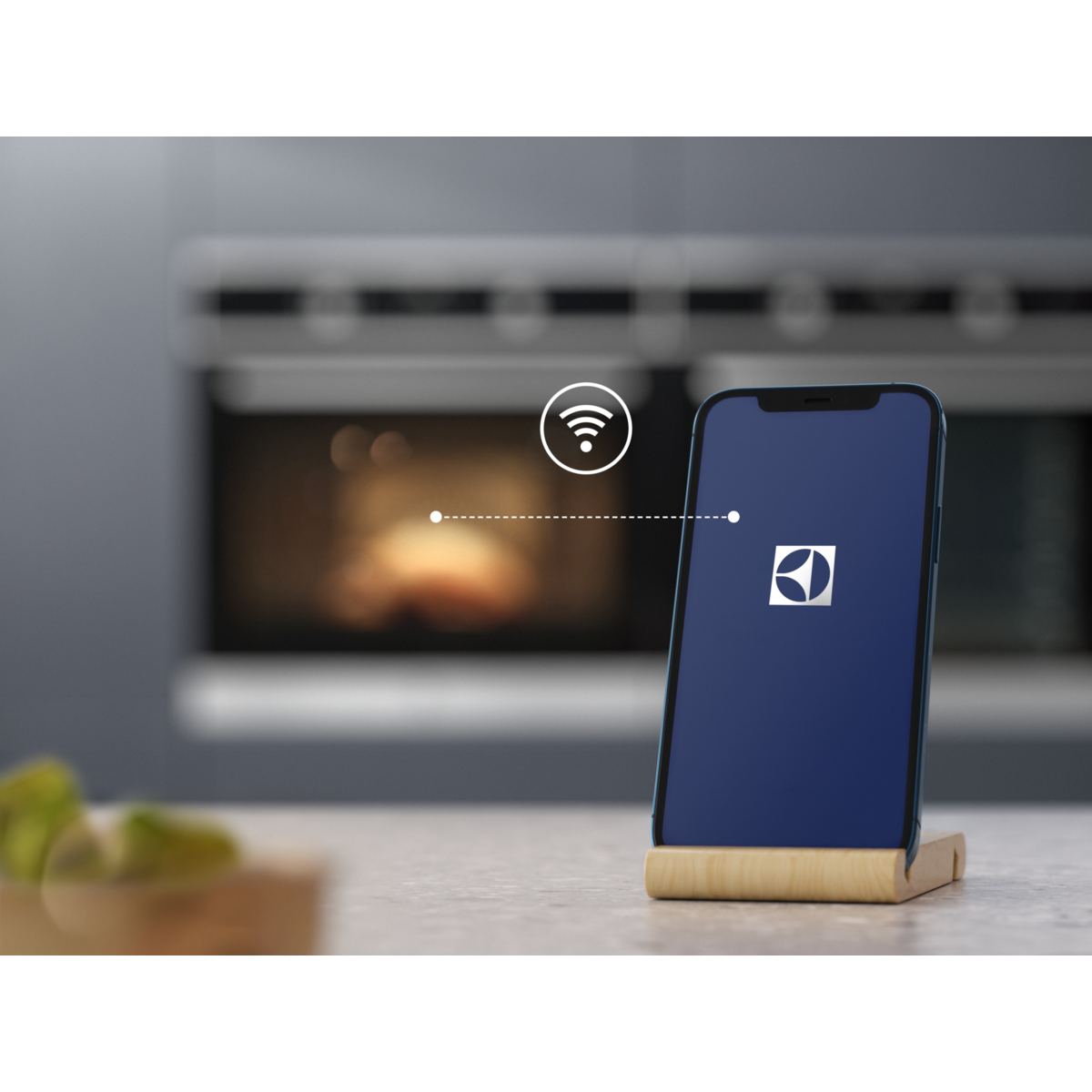 Electrolux - Orkaitė su pirolize - EOD6P77WZ