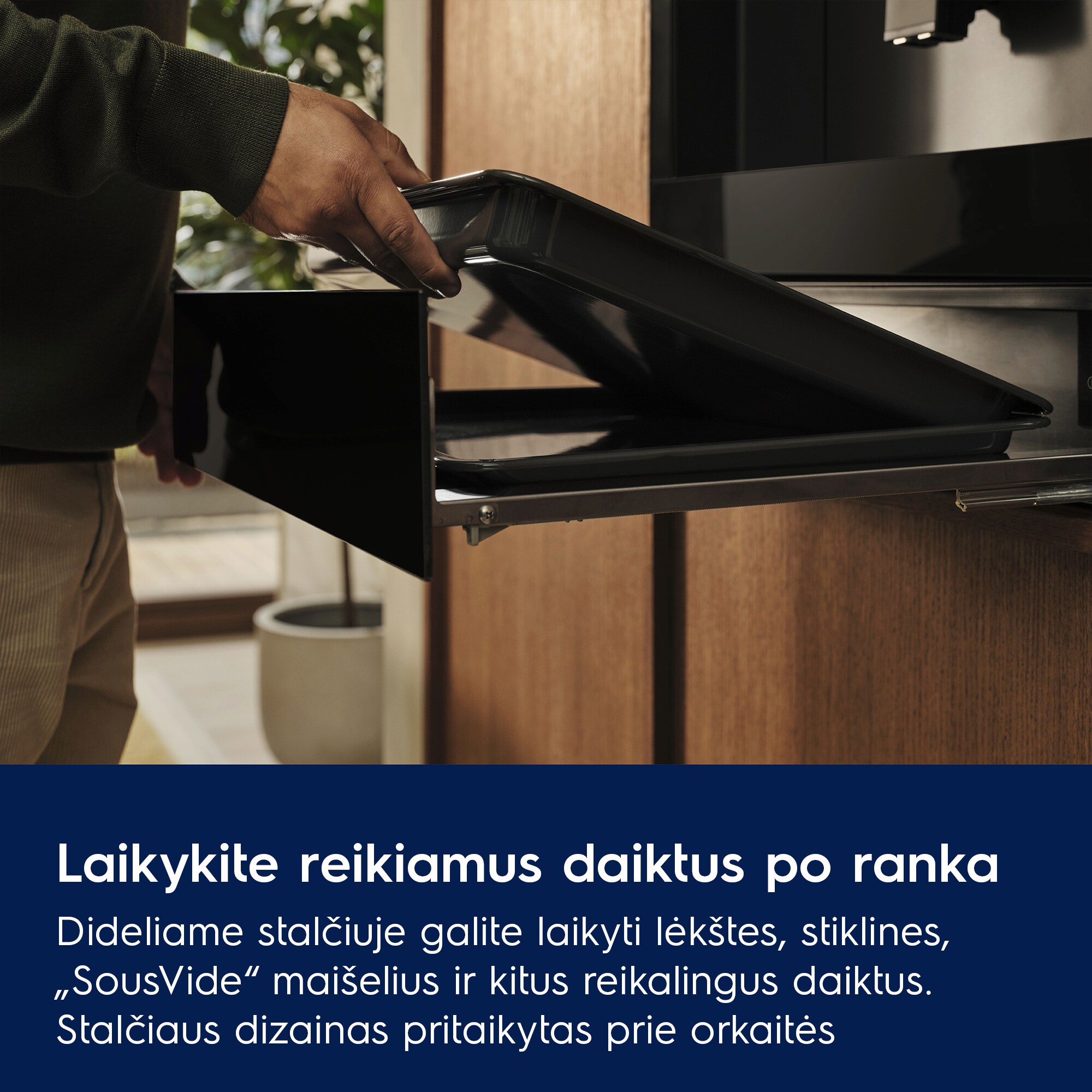 Electrolux - Pašildymo stalčius - LBD4T