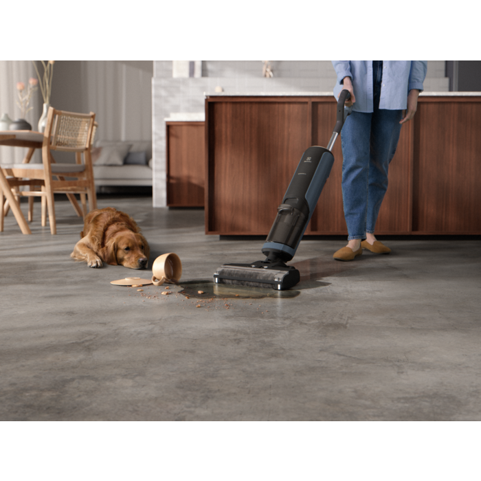 Electrolux - Wet&Dry/ Plaunantis dulkių siurblys - EW81U3DB