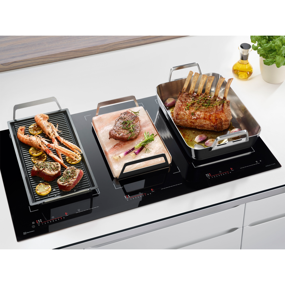 Electrolux - Grilis "Plancha" - E9HL33
