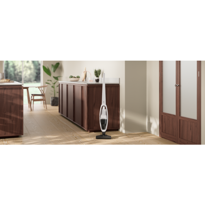 Electrolux - Belaidis dulkių siurblys - ES31CB18SH