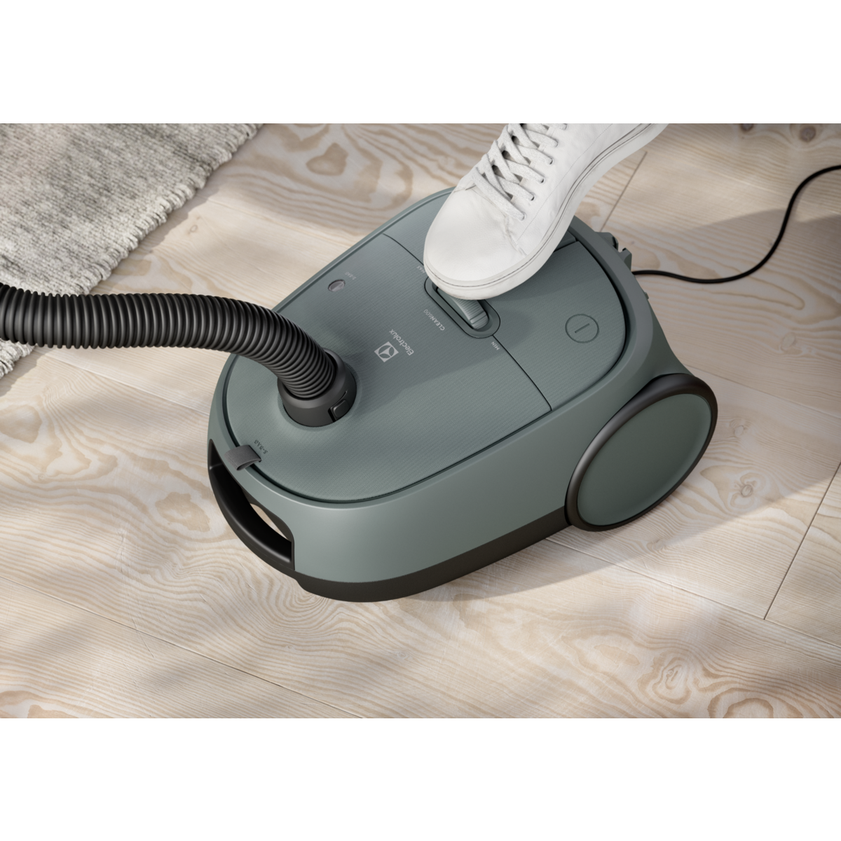 Electrolux - Dulkių siurblys - EB61C1OG