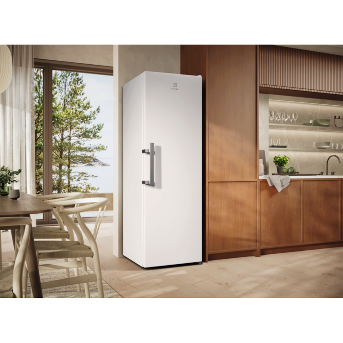 Electrolux - Laisvai pastatomas šaldytuvas - LRS3DE39W