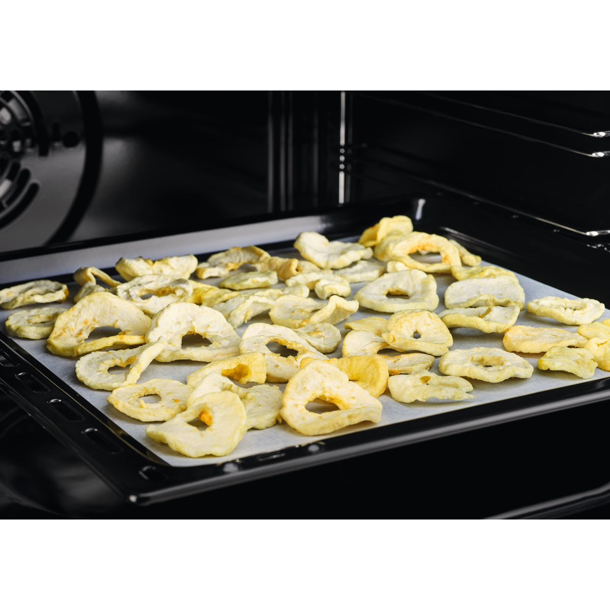 Electrolux - Elektrinė viryklė - LKR62001CW