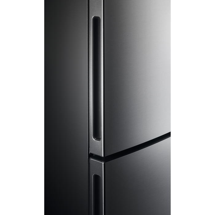 Electrolux - Laisvai pastatomas šaldytuvas su šaldikliu - LNC7ME32X3