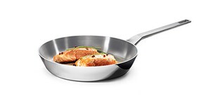 Kepama mėsa keptuvėje „Infinite Chef Frying Pan“
