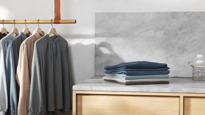 sulankstyti ir kabantys drabužiai